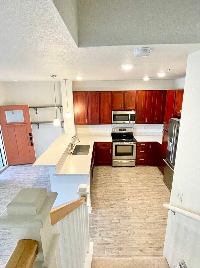 550 Kamaaha Ave Rentals in Kapolei, HI