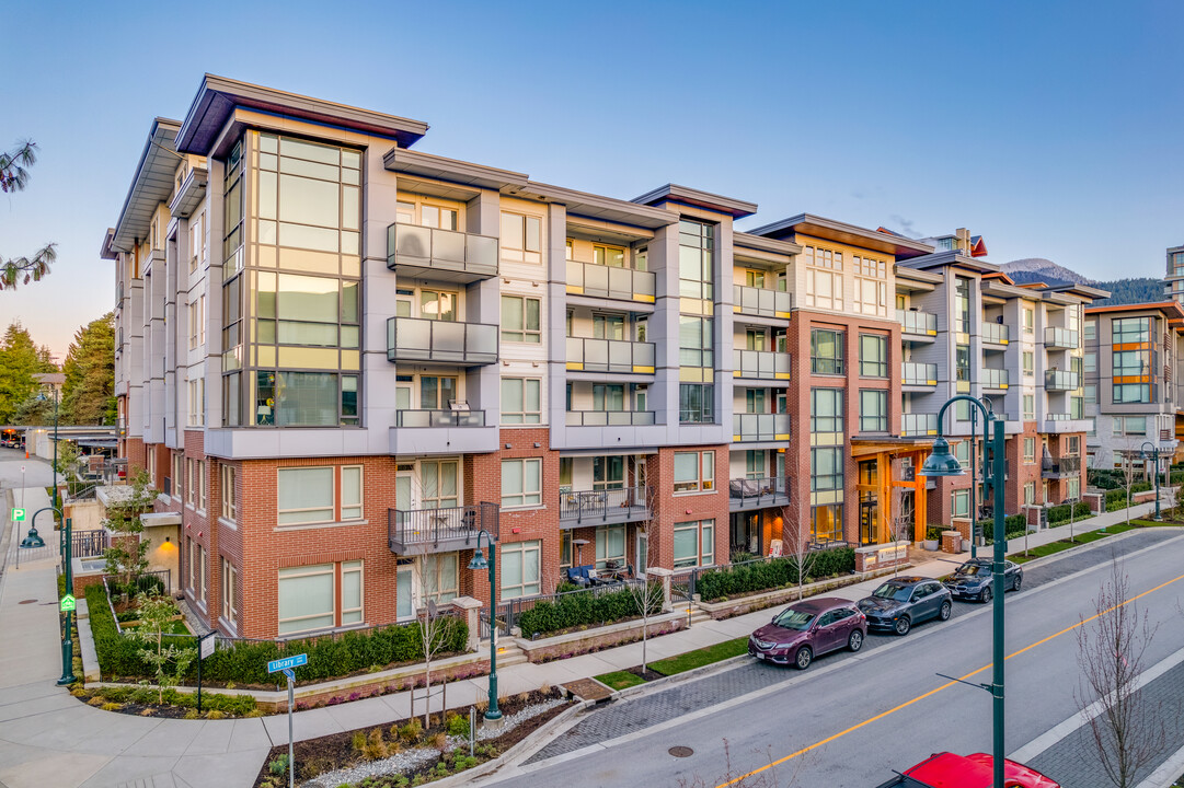 Taluswood in North Vancouver, BC - Building Photo