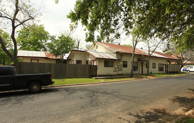 4627 Red River St in Austin, TX - Building Photo - Building Photo