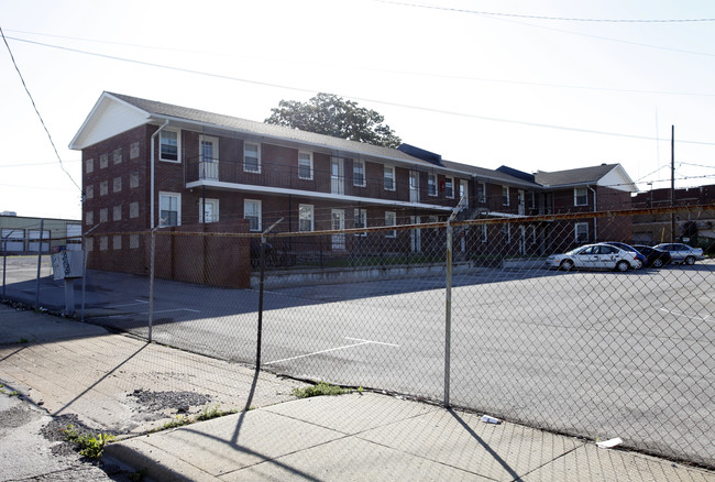 John A. Gupton Student Apartments in Nashville, TN - Building Photo - Building Photo