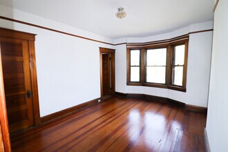 2626 Eden Ave in Cincinnati, OH - Building Photo - Building Photo