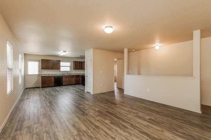 7002 Heathers Way in San Antonio, TX - Building Photo