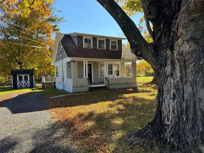 770 NY-308 in Rhinebeck, NY - Foto de edificio - Building Photo