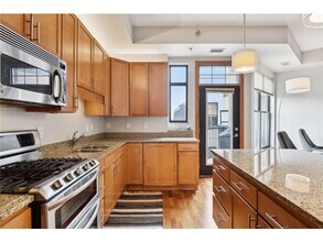 317 Groveland Ave in Minneapolis, MN - Foto de edificio - Building Photo