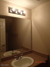 1589 Rusty Ridge Ln in Henderson, NV - Building Photo - Building Photo