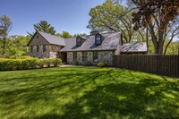 200 Windy Hill Rd in Wisconsin Dells, WI - Foto de edificio - Building Photo