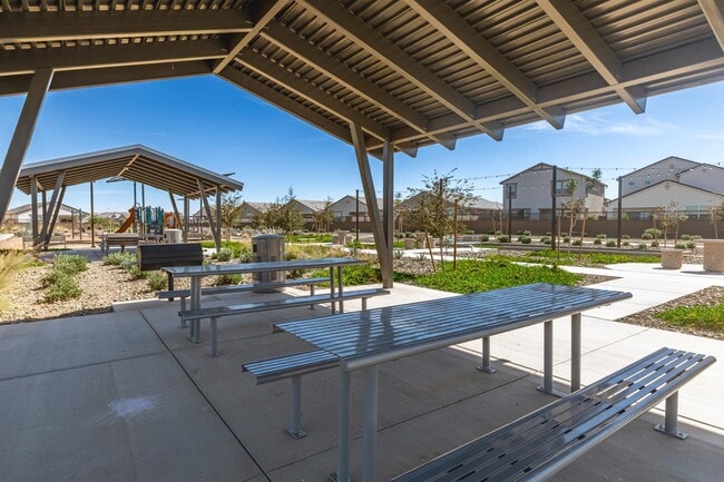 1714 W Starfire Ave in Apache Junction, AZ - Building Photo - Building Photo