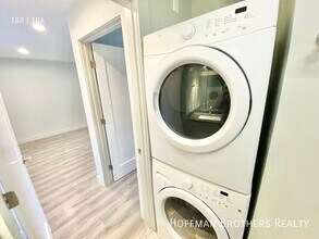 1535 N Kenmore Ave in Los Angeles, CA - Foto de edificio - Building Photo