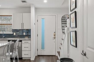 4306 Buena Vista St in Dallas, TX - Building Photo - Building Photo