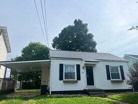 43 Burdette Addition Dr in Point Pleasant, WV - Building Photo