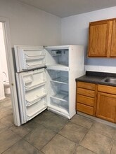 212 Boston Ave, Unit 4-Plex With Garage in Nederland, TX - Building Photo - Building Photo