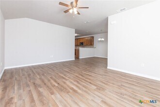 2351 S Wall St in Belton, TX - Building Photo - Building Photo