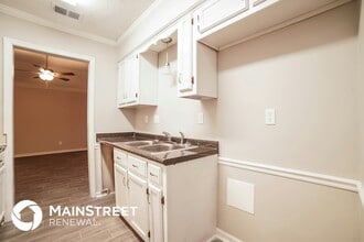 7683 Stonycreek Cove, Unit 3 in Southaven, MS - Building Photo - Building Photo