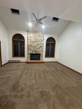 42 Parkington Cir in East Syracuse, NY - Building Photo - Building Photo