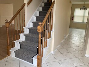 22 Karnell Dr in Piscataway, NJ - Building Photo - Building Photo