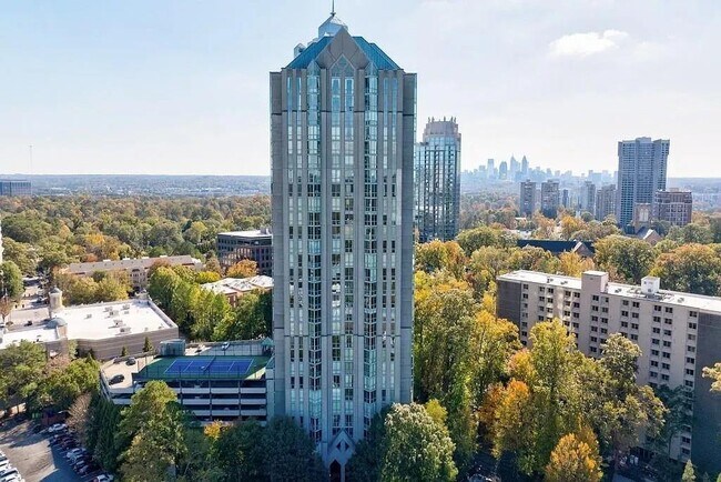 property at 2870 Pharr Ct S Northwest