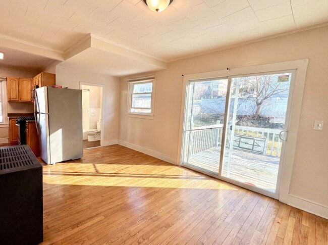 45 Slater St, Unit 1 in Fall River, MA - Building Photo - Building Photo