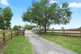 38279 FM 1488 in Hempstead, TX - Building Photo - Building Photo