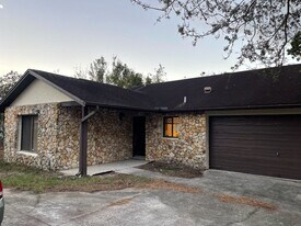 1154 Ashland Ct in Port Orange, FL - Building Photo