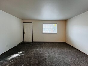 1106 S 18th Ave in Yakima, WA - Building Photo - Building Photo