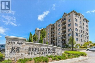 776 Laurelwood Dr in Waterloo, ON - Building Photo - Building Photo