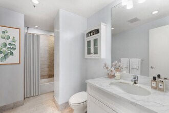 181 Essex St, Unit 402 in Boston, MA - Building Photo - Building Photo