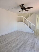 912 Springdale Cir in Palm Springs, FL - Building Photo - Building Photo