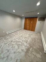 1 Charleston Ave, Unit Londonderry # 18 in Londonderry, NH - Building Photo