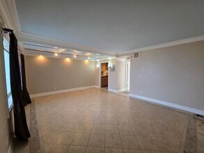 201 S Lakeside Dr in Lake Worth Beach, FL - Building Photo - Building Photo