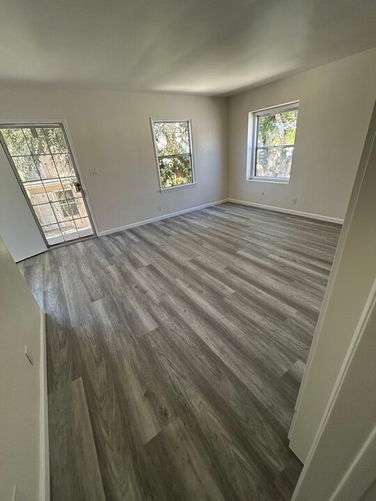 4872 Argus Dr in Los Angeles, CA - Foto de edificio
