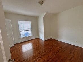 201 Lillian Ave, Unit 201 Lilian in Syracuse, NY - Building Photo - Building Photo