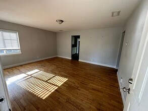 204 Emerson Ave in Modesto, CA - Building Photo - Building Photo