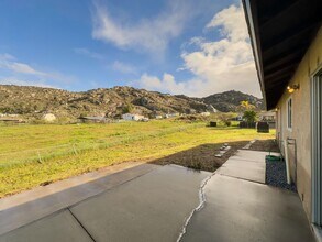 32200 Snyder Ln in Homeland, CA - Building Photo - Building Photo