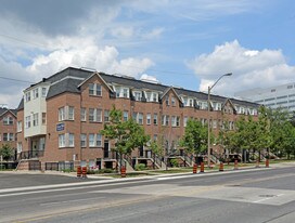 760 Lawrence Ave W in Toronto, ON - Building Photo