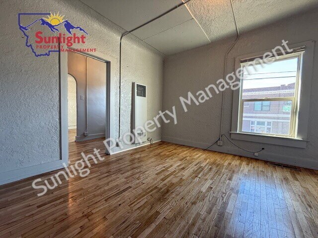 7 Montana Ave in Laurel, MT - Building Photo