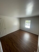 7100 Leisure Ln in Louisville, KY - Building Photo - Building Photo