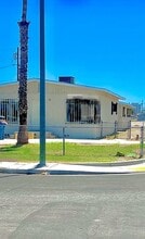 717 Madison Ave in Las Vegas, NV - Building Photo - Building Photo