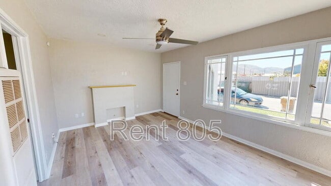 43 Barry Dr in Ventura, CA - Building Photo - Building Photo