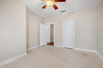 807 E 45th St in Austin, TX - Building Photo - Building Photo