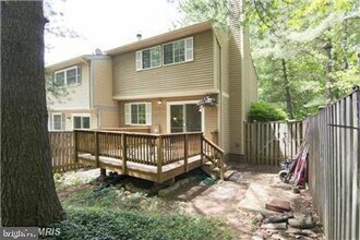 11556 Ivy Bush Ct in Reston, VA - Building Photo - Building Photo