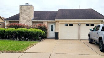 16311 La Luna Dr in Houston, TX - Building Photo