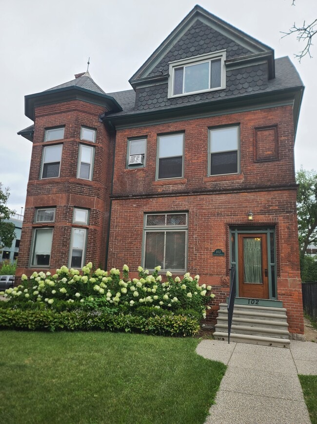 102 Garfield St, Unit 2A