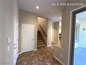 9216 Tudor Park Pl in Las Vegas, NV - Building Photo - Building Photo