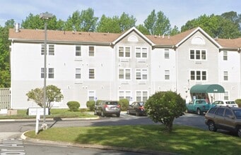 2139 Broadmoor Ave in Chesapeake, VA - Building Photo - Building Photo