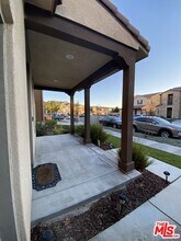 27344 Ellery Pl in Santa Clarita, CA - Building Photo - Building Photo