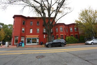 1101 E Capitol St SE in Washington, DC - Building Photo - Building Photo