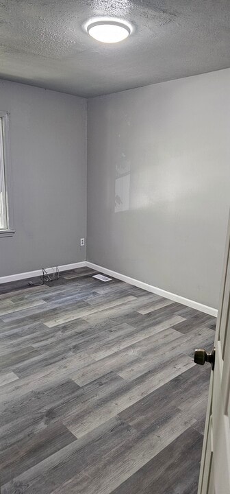 5013 Wabash Pl in Louisville, KY - Building Photo