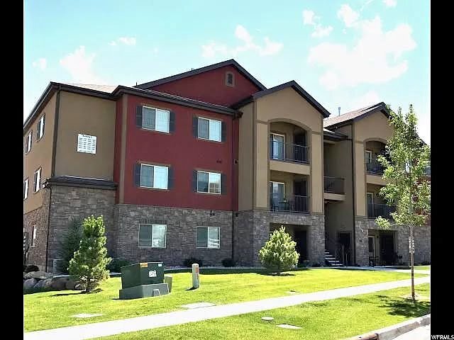 property at 608 Jordan Ridge Boulevard