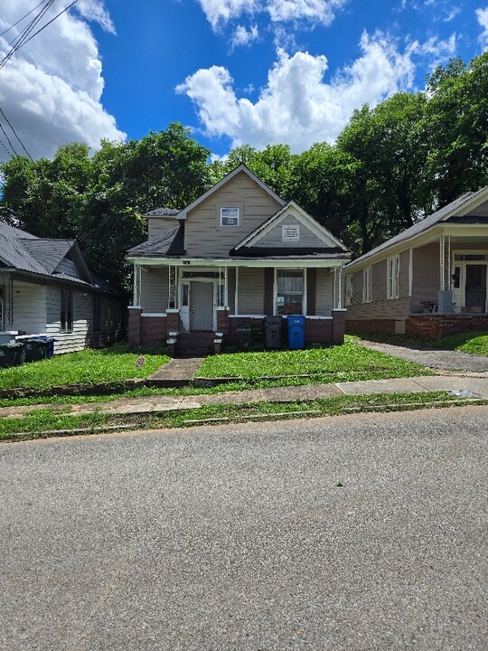 1110 E 5th St in Chattanooga, TN - Building Photo