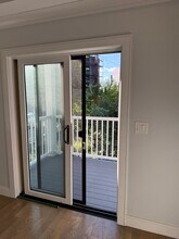 134 Chelsea St, Unit 2 in Boston, MA - Foto de edificio - Building Photo